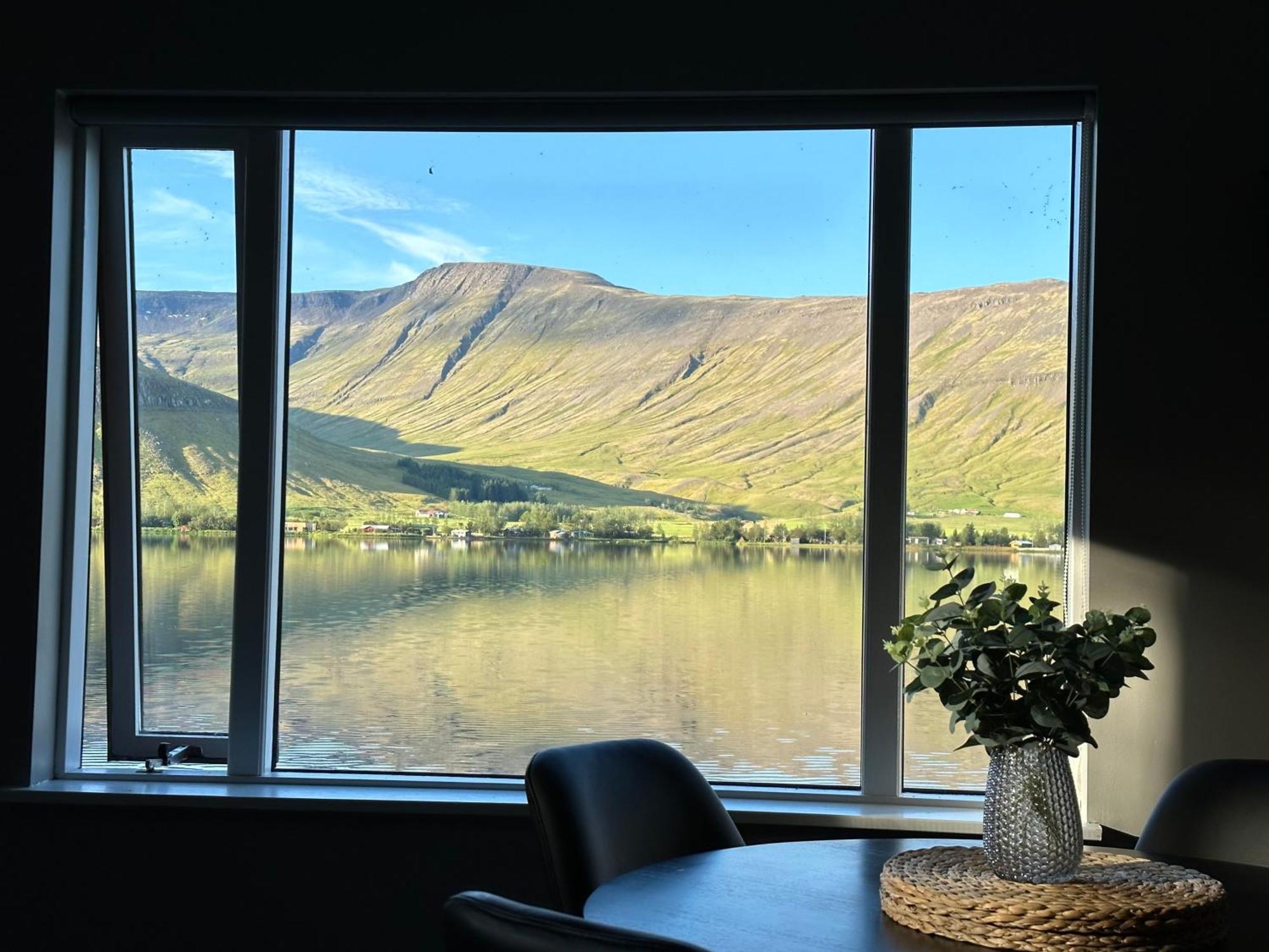 Cosy Lakeview Cabin 45 Minutes From Reykjavik Mosfellsbaer Dış mekan fotoğraf